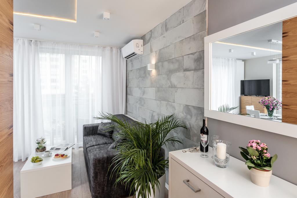 Platinia Residence Krasków Exterior foto