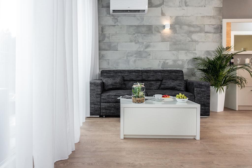 Platinia Residence Krasków Exterior foto