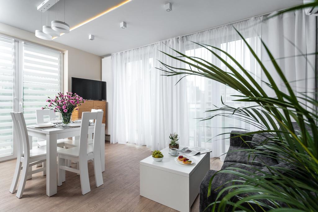 Platinia Residence Krasków Exterior foto